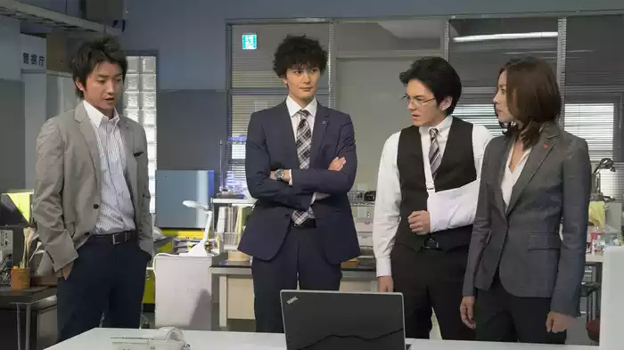 映画「ST赤と白の捜査ファイル」