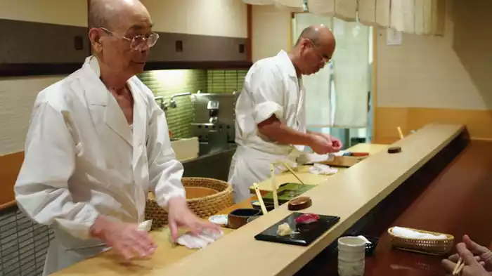 二郎は鮨の夢を見る