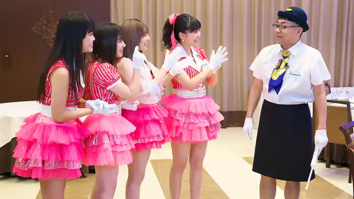 ドルネク観光 イジリ・ツアー【9nine】