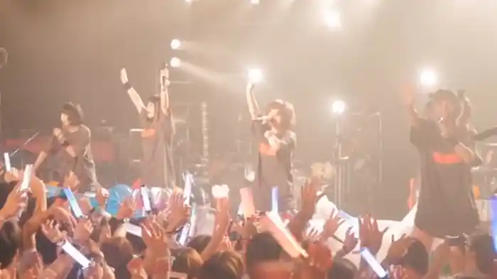 WE ARE A ROCK FESTIVAL TOUR FINAL-RETURN TO ZERO-