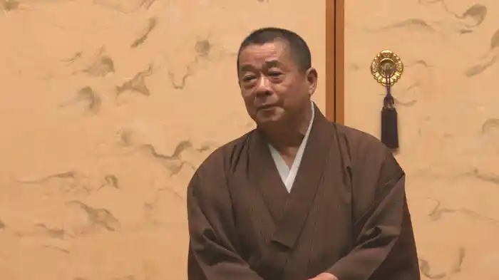 橘家圓太郎「甲府い(こうふぃ)」　2016年