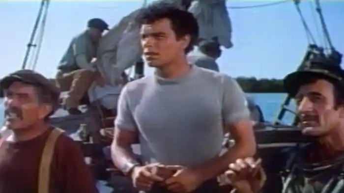 12哩の暗礁の下に