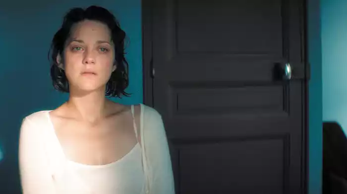 愛を綴る女