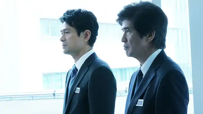 石つぶて ～外務省機密費を暴いた捜査二課の男たち～