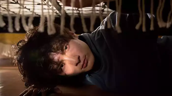 アンダー・ユア・ベッド