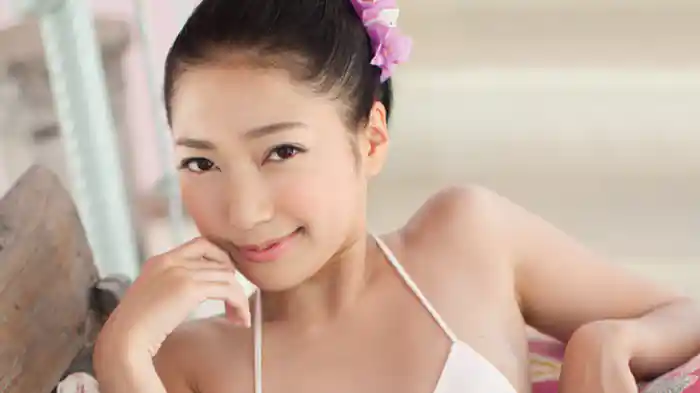 三田羽衣『お姉さんが、アツい夏を教えてあげる』