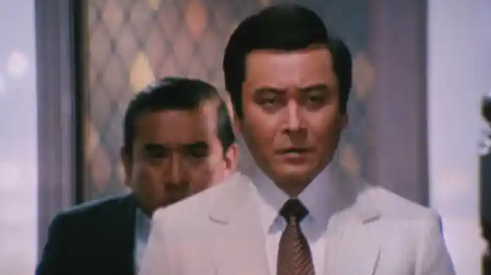 江戸川乱歩の美女シリーズ　黒真珠の美女　江戸川乱歩の「心理試験」