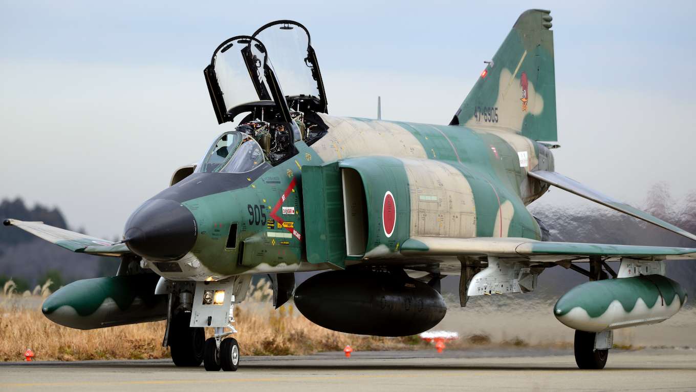 ウェポン フロントライン 航空自衛隊 f 4ファントム 時代を超えた戦闘機の動画視聴 あらすじ U Next ウェポン フロントライン 航空自衛隊 f 4ファントム 時代を超えた戦闘機の動画視聴 あらすじ U Next