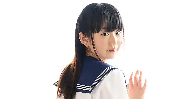 神坂ひなの『清純旅行　無防備で思わせぶりなキミ』