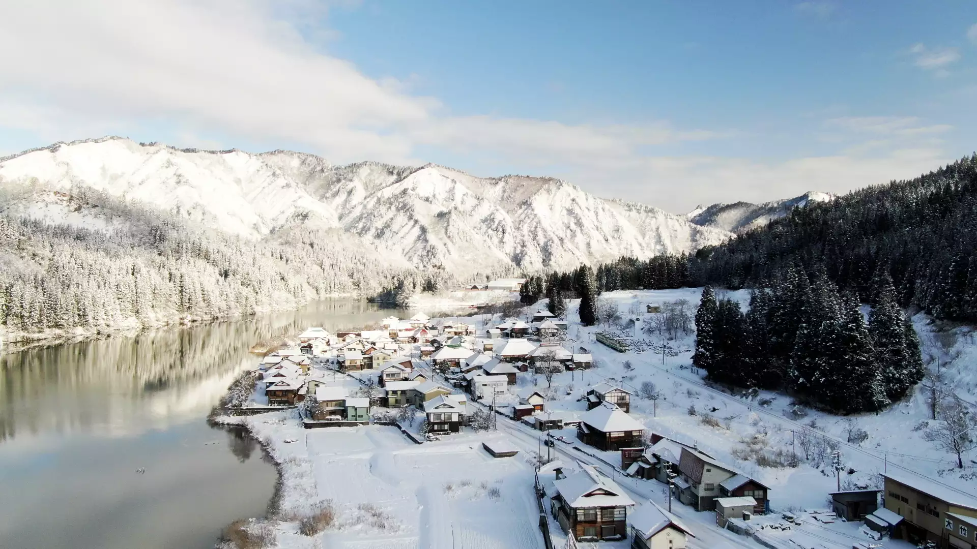 雪景色の只見線 絶景の秘境鉄道【HealingBlueAir】