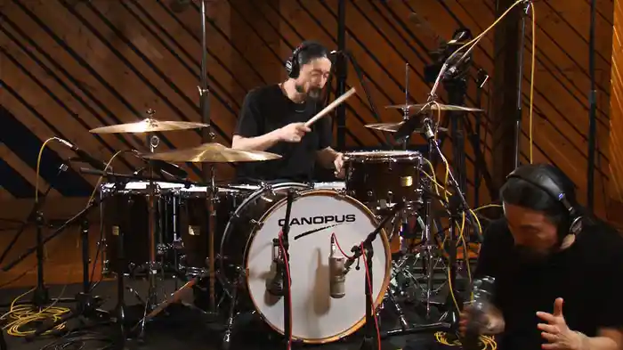 河村”カースケ”智康 Kaasuke Plays Drums