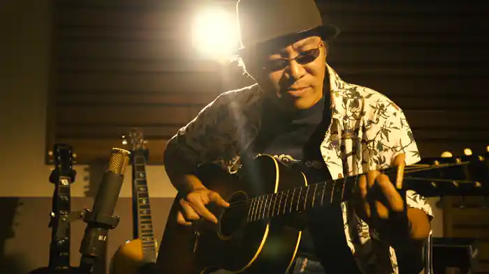 コード構成音で構築する アコースティック・ブルース・ギター