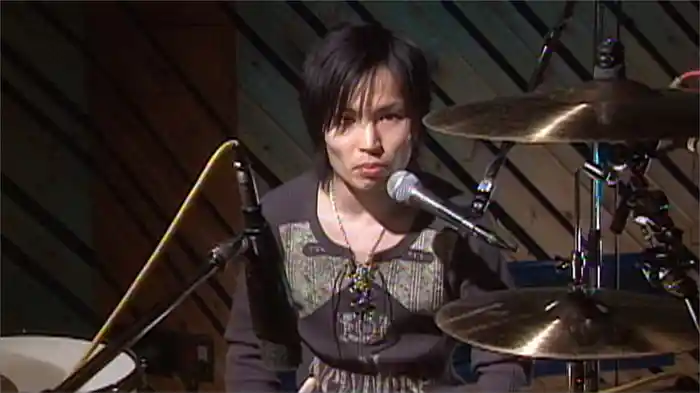 ＬＥＶＩＮ（La'cryma Christi） 直伝 ＣＯＯＬ ＤＲＵＭＭＩＮＧ