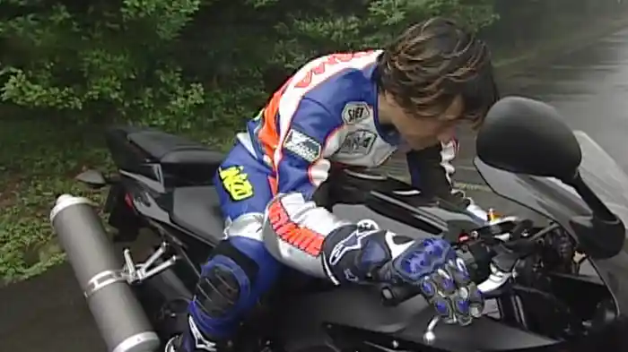 丸山浩が教える、ビッグバイクベストライディング〈PART-1 基本編〉［2003］