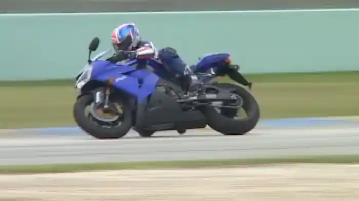 ‘04スーパースポーツ最強決定戦 ZX-10R vs CBR1000RR［2004］