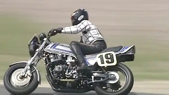 CB750改〈’82デイトナ100マイル優勝 F・スペンサー車〉［2005］