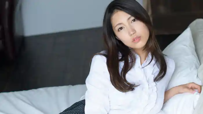 佐倉ねね『Nene お嬢様は爆乳Hカップ』