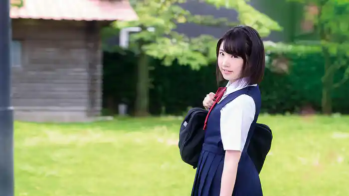 佐咲まなみ『制服恥じらい物語 ～18才・身長148㎝・Aカップ～』