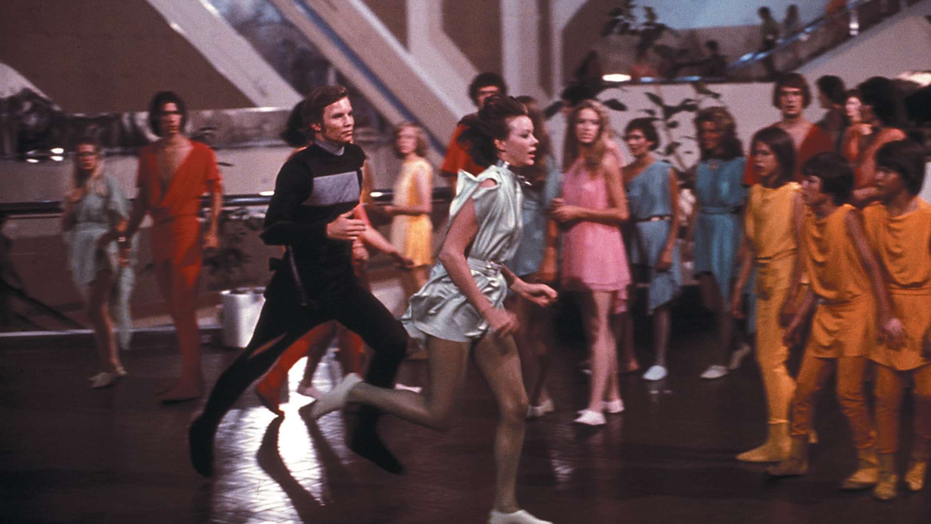 ２３００年未来への旅 洋画 1976 動画配信 U Next 31日間無料トライアル