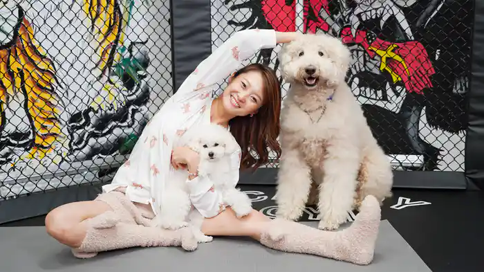 ココロもカラダも 簡単!セクシーヨガ