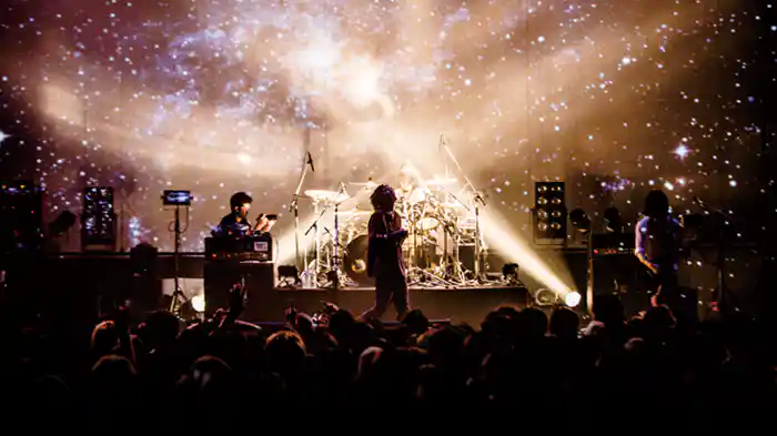 "To a person that may save someone" Live at Shibuya O-East