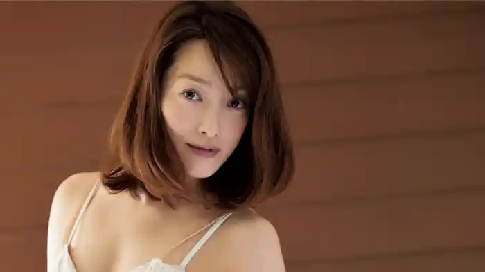 柴田かよこ『雫、つたう瞬間』