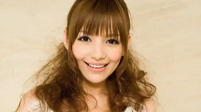 コスプレ探偵 ギリギリRioのセクシー七変化