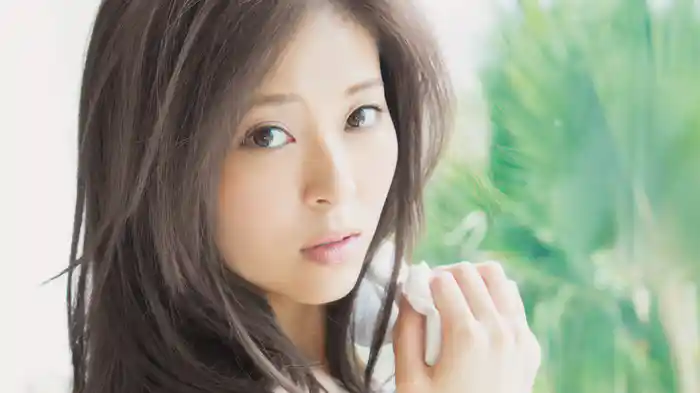 碧井理乃『純潔彼女』