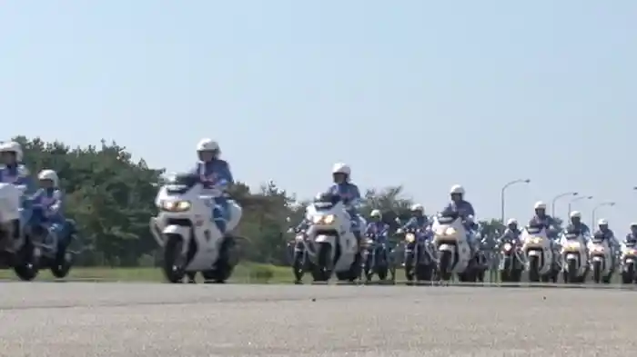 柏秀樹×白バイ 徹底ベーシックライテク［2011］