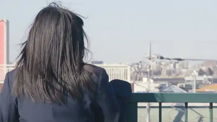 明日の空は何色ですか