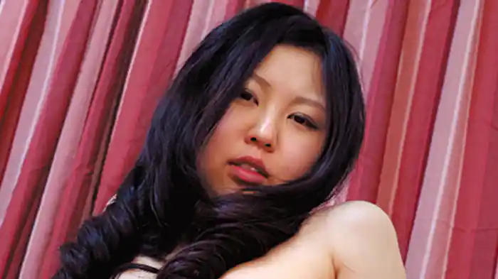 川瀬真由美『完全主観！あなたのための着エロR-18』