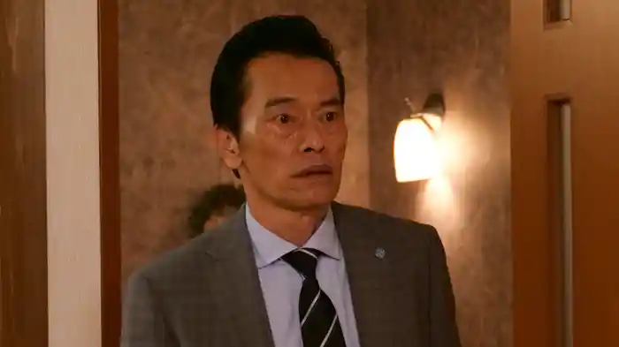 それぞれの断崖