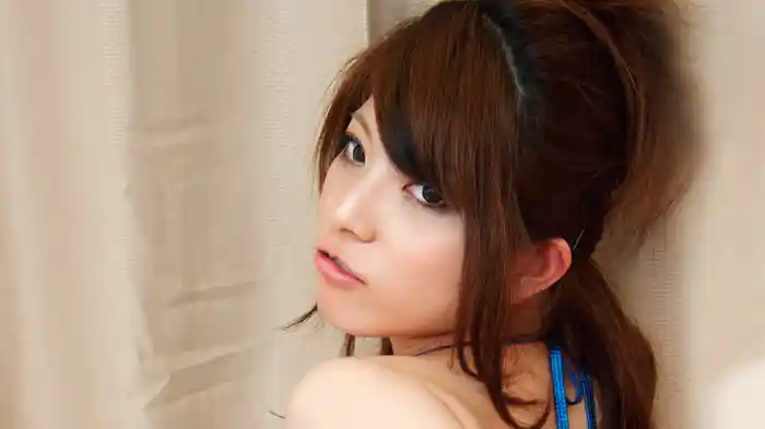 村田まい『会社の新人研修で見た清楚で美人な彼女がこんなビデオに出演してるなんて!』