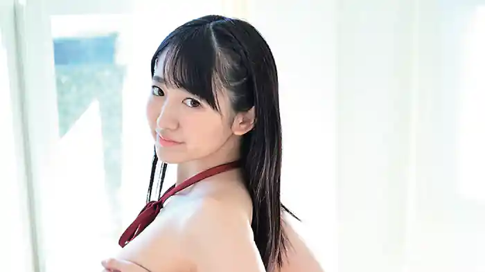 桜井叶夢『制服恥じらい物語 ～18才・身長148㎝・Bカップ～』