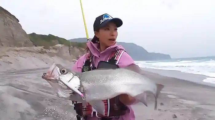 新島ヒラメ女子会 日本100魚種制覇の旅