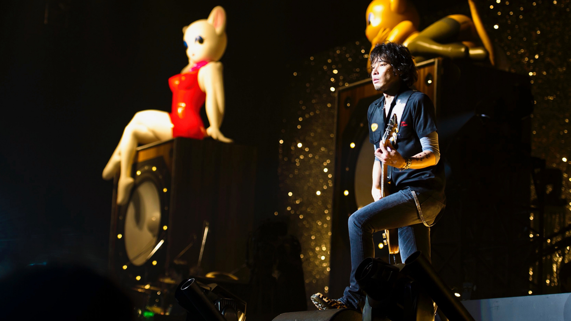 KAZUYOSHI SAITO LIVE TOUR 2011～2012 45 STONES at 日本武道館 2012.2.11(音楽・アイドル /  2012) - 動画配信 | U-NEXT 31日間無料トライアル