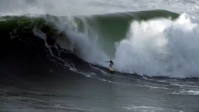 100フィートの波 シーズン1/ 100 FOOT WAVE