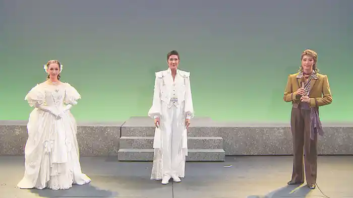 TAKARAZUKA NEWS Pick Up #680「星組宝塚バウホール公演『マノン』突撃レポート」～2021年7月より～