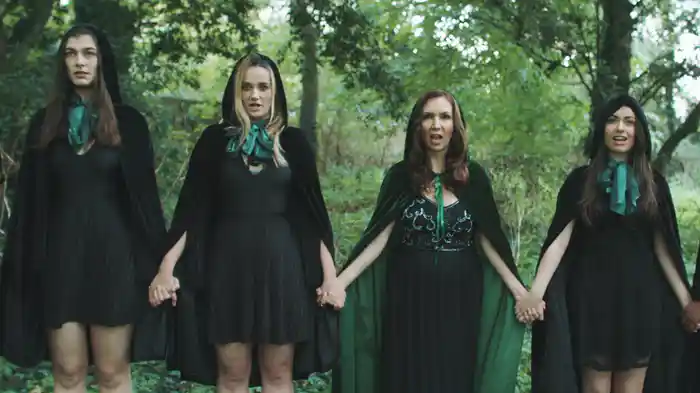 ウィッチバトル　女たちの戦い