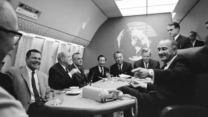 米大統領機 エアフォースワンの秘密