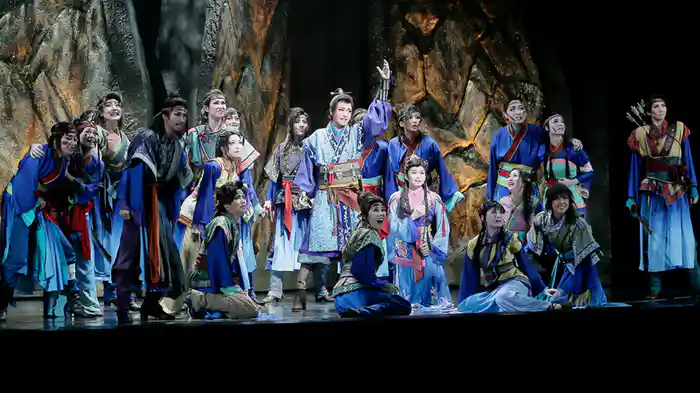 ミュージック・クリップ「生命をつなぐ～天の贈り物」～星組『眩耀の谷　～舞い降りた新星～』より～