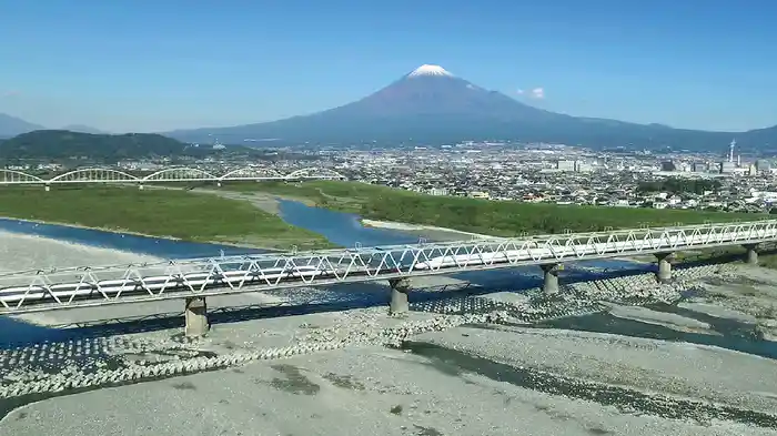 東海道新幹線 空中散歩~空撮と走行映像でめぐる 駅と街~