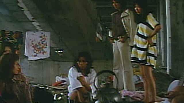 女番長（スケバン）ブルース 牝蜂の逆襲(邦画 / 1971) - 動画配信 | U