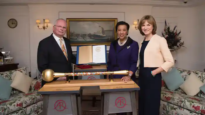 お宝鑑定! アンティークロードショー　英国女王戴冠65周年スペシャル