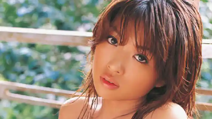 次原かな『彩 I RO DO RI』