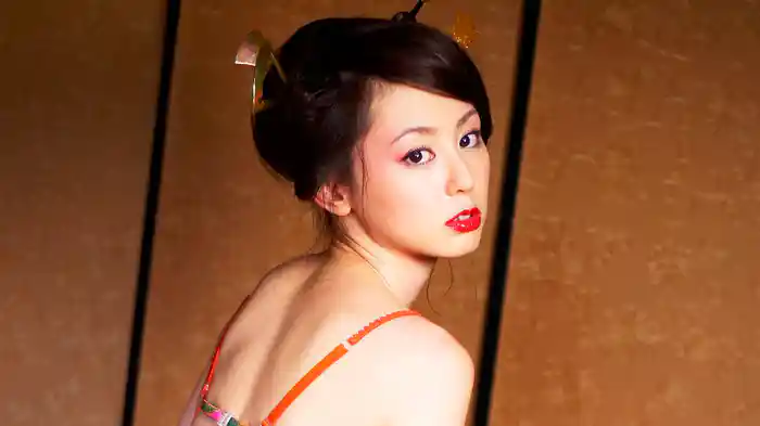 秋山莉奈『Hip Hop レボリューション』