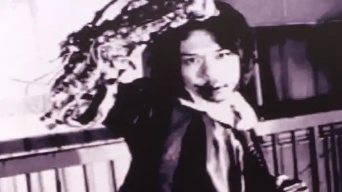 WEAR DESTRUCTIVE FIST!!