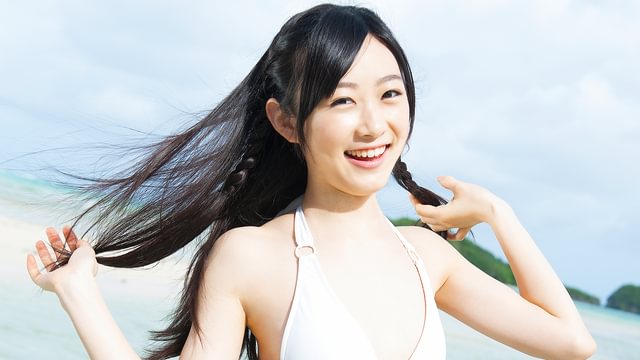 河内美里『美少女伝説～みさとんのグアム日記～』(その他♡ / 2014