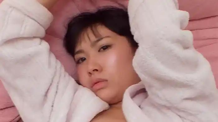 冬月エリカ『絶対美少女と濃厚接触！スケベなビッチに改造計画』