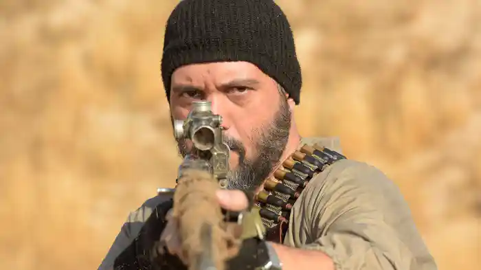 スナイパー 孤高の弾丸